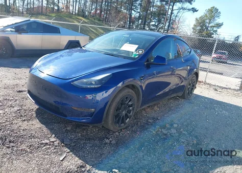 2023 Tesla Model Y Awd/Long Range Dual Motor All-Wheel Drive from USA, damaged, VIN 7SAYGAEE0PF970731